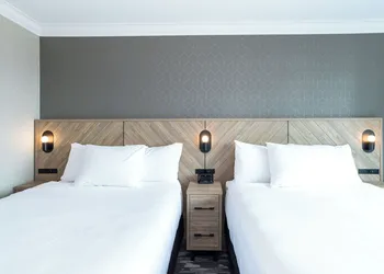 Sandman Signature Vancouver Downtown Hotel hotel thumbnail 8