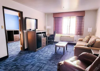 Helena Inn - Airport hotel thumbnail 6