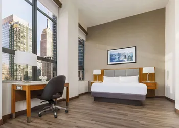 DoubleTree by Hilton Hotel New York City - Chelsea hotel thumbnail 7