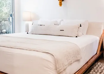 The Pearl Hotel hotel thumbnail 3
