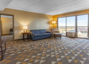 Holiday Inn Rockford(I-90&Rt 20/State St) by IHG hotel thumbnail 4