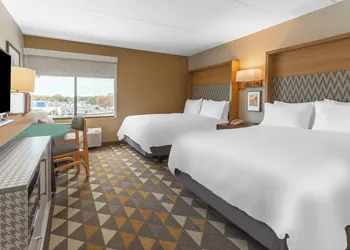 Holiday Inn Rockford(I-90&Rt 20/State St) by IHG hotel thumbnail 6