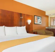 Radisson Hotel Akron/Fairlawn hotel detail image 7
