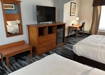 Baymont by Wyndham Marion hotel thumbnail 4