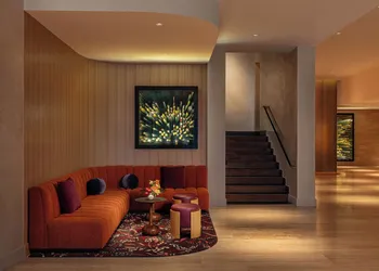 W Austin hotel thumbnail 2