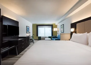 Holiday Inn Express & Suites Florence I-95 & I-20 Civic Ctr by IHG hotel thumbnail 5