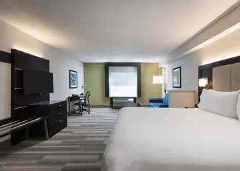 Holiday Inn Express & Suites Florence I-95 & I-20 Civic Ctr by IHG hotel thumbnail 8