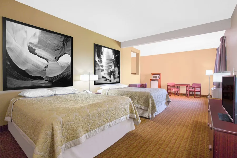 Super 8 by Wyndham Page/Lake Powell hotel detail image 6
