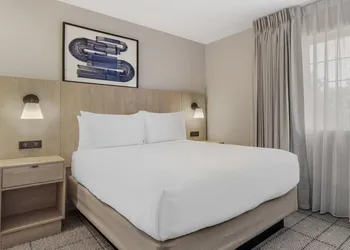 Sonesta Simply Suites Boston Burlington hotel thumbnail 8