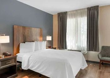 Extended Stay America Premier Suites Ft Lauderdale CypressCk hotel thumbnail 8