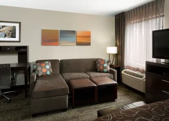 Staybridge Suites South Springfield by IHG hotel thumbnail 5