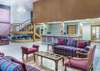 Days Inn & Suites by Wyndham Logan hotel thumbnail 3