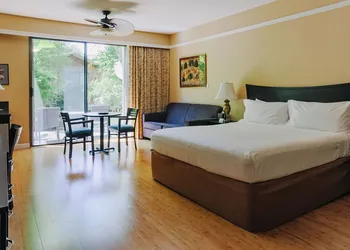 Dinah's Garden Hotel hotel thumbnail 7