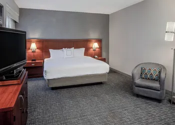 Courtyard by Marriott San Antonio SeaWorld - Westover Hills hotel thumbnail 5