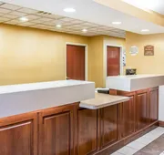 Quality Inn & Suites Niles hotel detail image 3