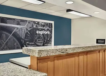 Hampton Inn Lubbock hotel thumbnail 2
