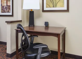 Hampton Inn Lubbock hotel thumbnail 3