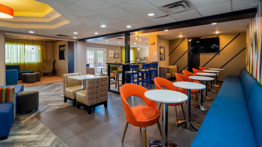 Best Western Plus Newport News Inn & Suites hotel detail image 2