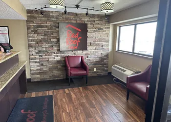 Red Roof Inn Benton Harbor - St Joseph hotel thumbnail 4