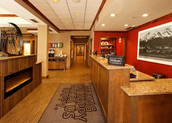 Hampton Inn Montrose hotel thumbnail 5