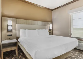 Best Western Red River Inn & Suites hotel thumbnail 6