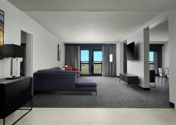 Courtyard by Marriott Dallas DFW Airport North/Grapevine hotel thumbnail 5