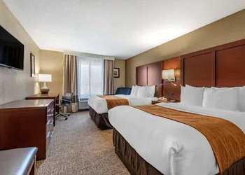 Comfort Inn & Suites Muncie Near University hotel thumbnail 4