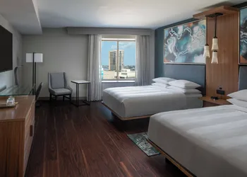 New Orleans Marriott Warehouse Arts District hotel thumbnail 8