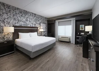 Hampton Inn & Suites Chattanooga/Downtown hotel thumbnail 3