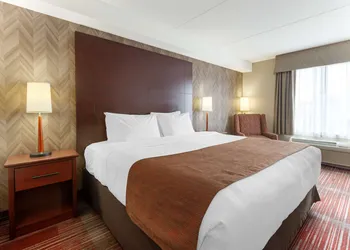 Best Western Plus Muskoka Inn hotel thumbnail 3