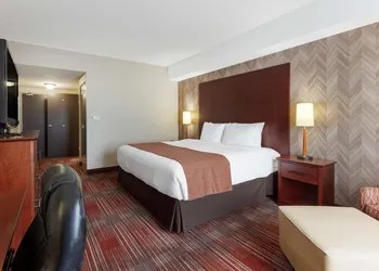 Best Western Plus Muskoka Inn hotel thumbnail 7