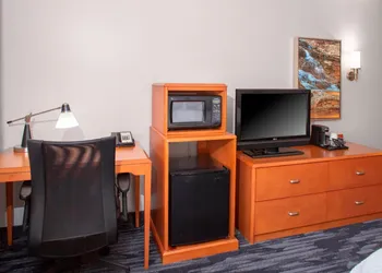 Fairfield Inn & Suites by Marriott Gadsden hotel thumbnail 6