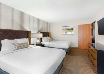 BEST WESTERN Holiday Hills hotel thumbnail 5