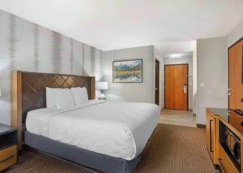 BEST WESTERN Holiday Hills hotel thumbnail 7