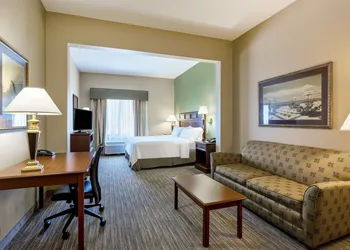 Holiday Inn Express & Suites Bradenton East-Lakewood Ranch by IHG hotel thumbnail 4
