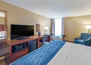 Comfort Inn Elizabeth City near University hotel thumbnail 6