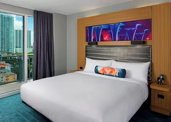 Aloft Miami - Brickell hotel thumbnail 3