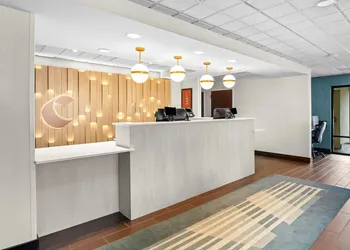 Comfort Inn Cadillac hotel thumbnail 4