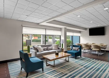 Comfort Inn Cadillac hotel thumbnail 5