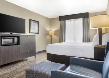 Best Western Plus Saint John Hotel & Suites hotel thumbnail 6
