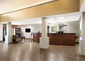 Comfort Suites Forsyth near I-75 hotel thumbnail 2