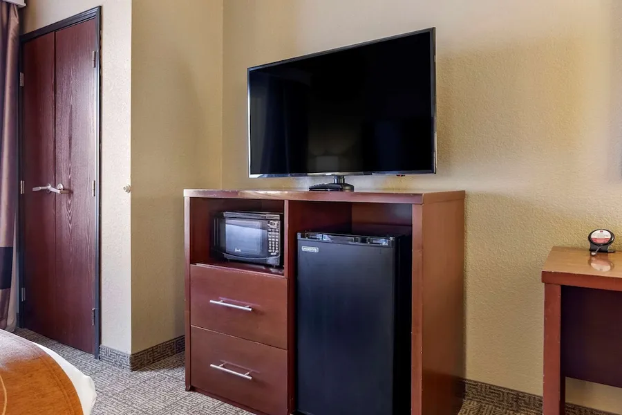 Comfort Suites Jonesboro University Area hotel detail image 6