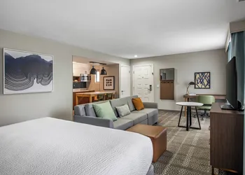 Staybridge Suites Oxnard River Ridge by IHG hotel thumbnail 5