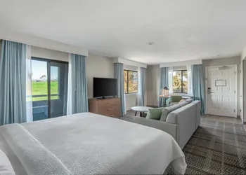 Staybridge Suites Oxnard River Ridge by IHG hotel thumbnail 8