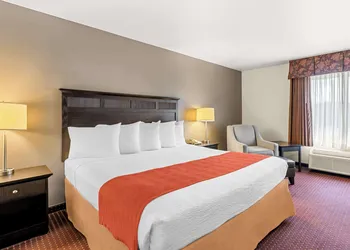 Best Western Legacy Inn & Suites Beloit/South Beloit hotel thumbnail 4