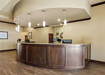 Comfort Suites Frisco hotel thumbnail 4