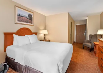 Quality Inn at Bangor Mall hotel thumbnail 5