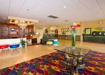 Park Inn by Radisson Sharon hotel thumbnail 5