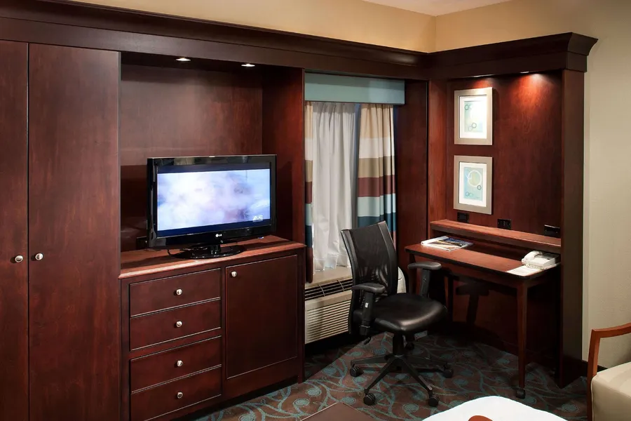 Hampton Inn Pittsburgh University/Medical Center hotel detail image 6