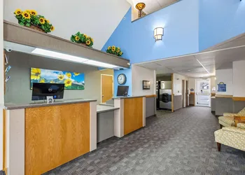 Days Inn by Wyndham Great Falls hotel thumbnail 3